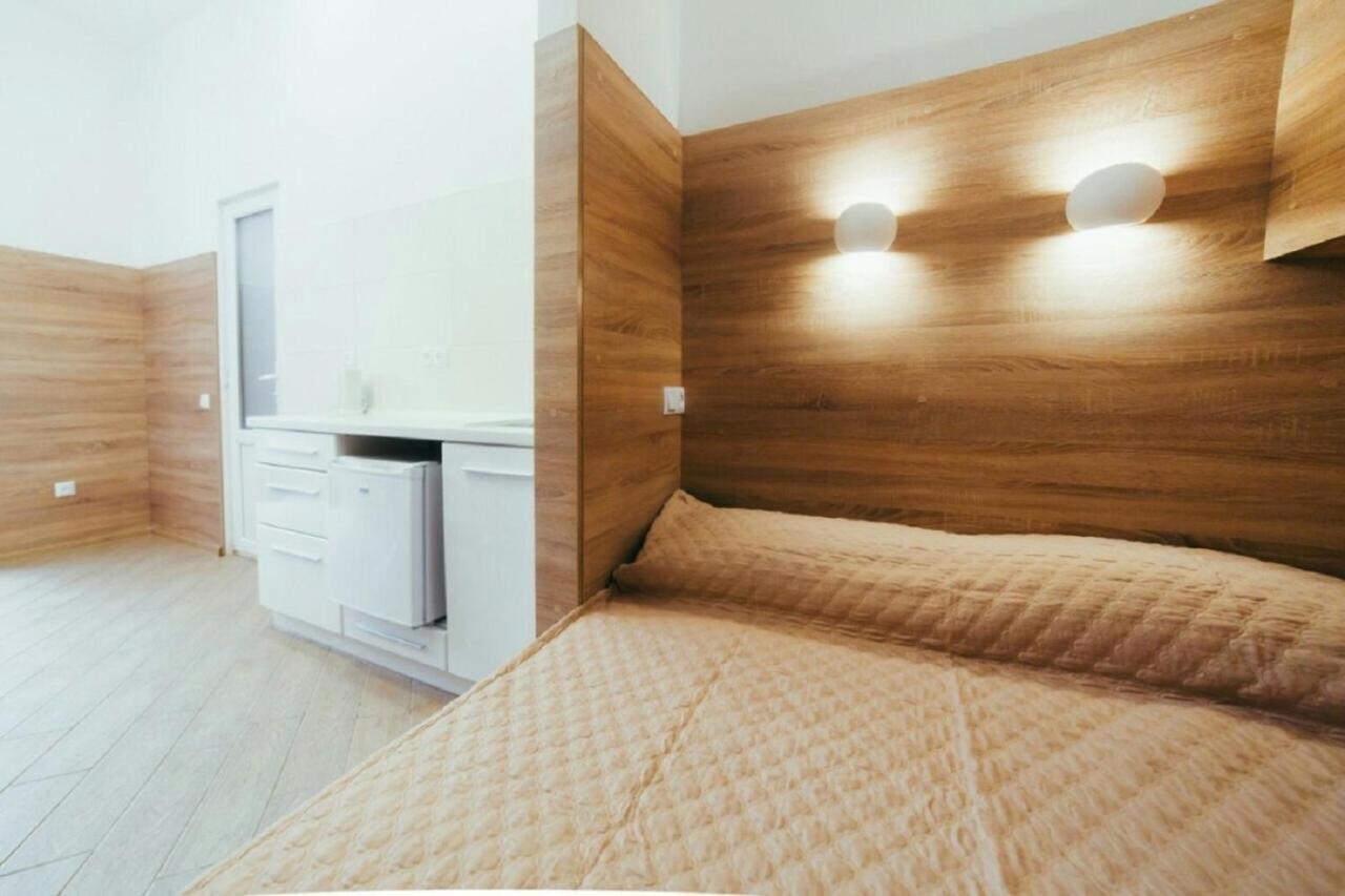 Apartment On Kulisha 29 -Mini Economy Apartments In The Central Part Of Lviv Exterior foto